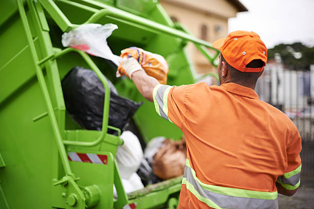 Best Construction Debris Removal  in Tomahawk, WI